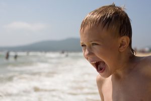 Menghadapi Anak Yang Suka Berteriak Di Tempat Umum Panduan Lengkap Untuk Orang Tua Dan Pendidik